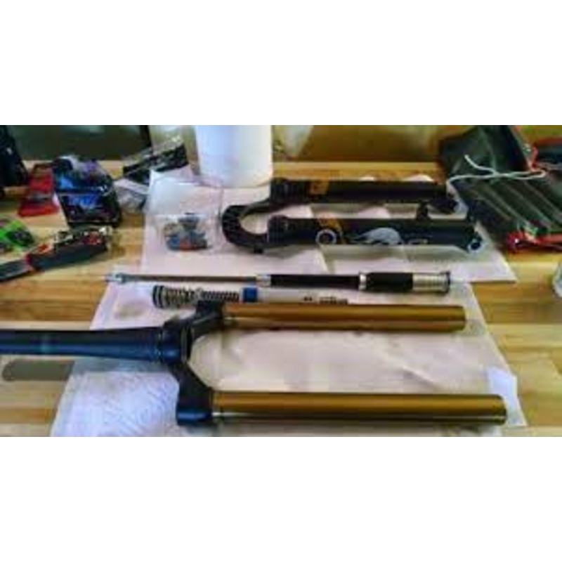 Front Fork Suspension Seal and Wiper Service