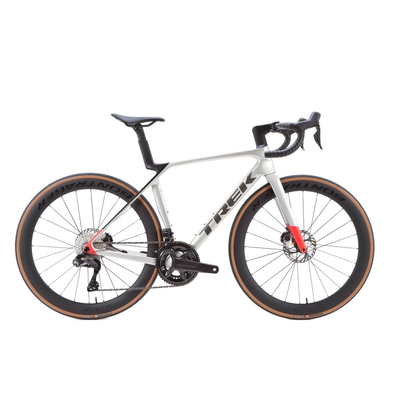 Trek Madone SL 7 Gen 8 Shimano Ultegra Di2 Disc Road Bike 2025, Size Medium