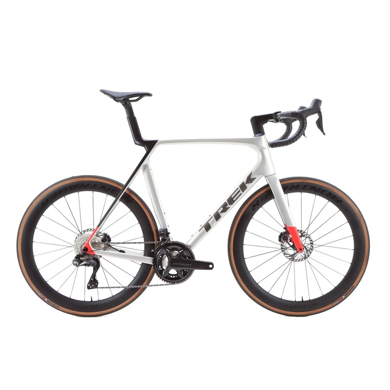 Trek Madone SL 7 Gen 8 Shimano Ultegra Di2 Disc Road Bike 2025, Size XL